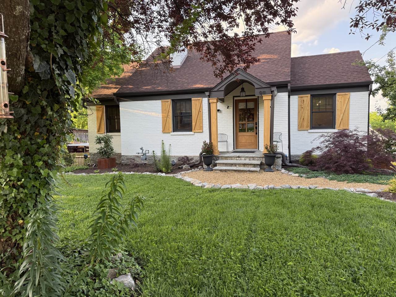 911 Maynor Ave - Photo 1