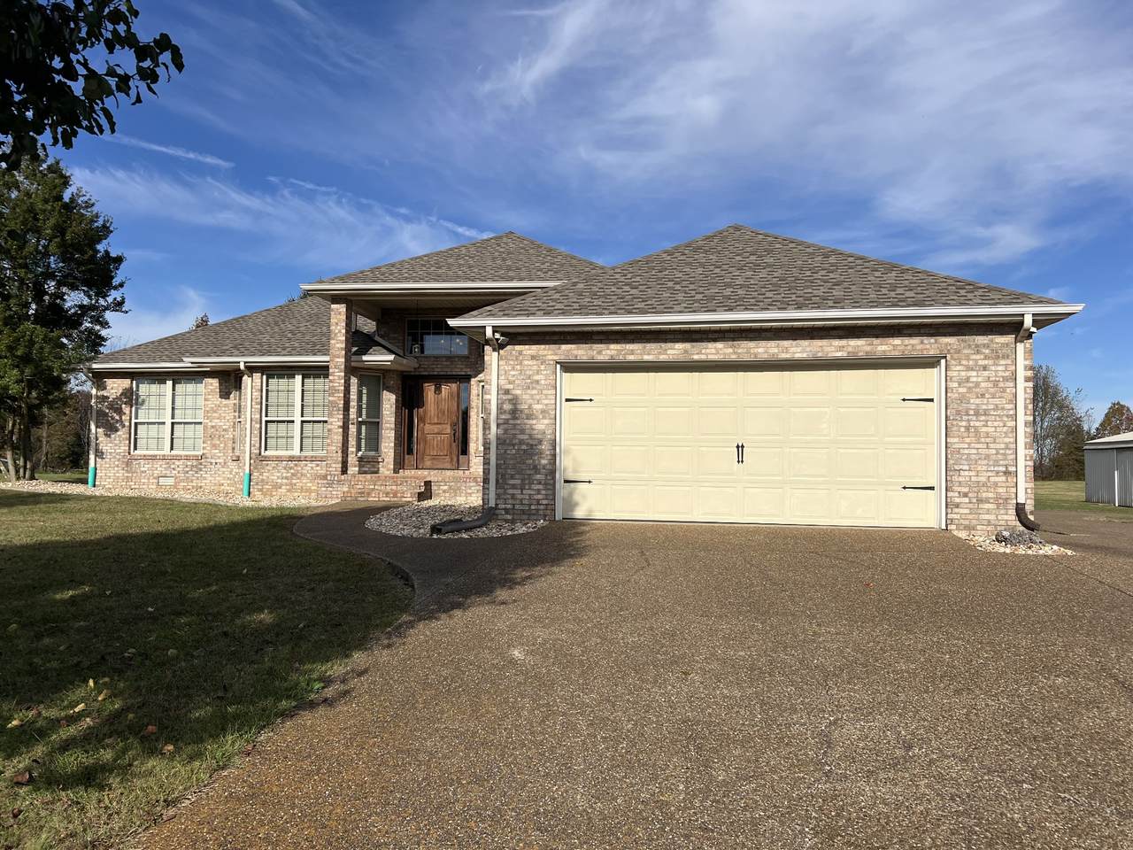 3716 Scottsville Rd - Photo 1