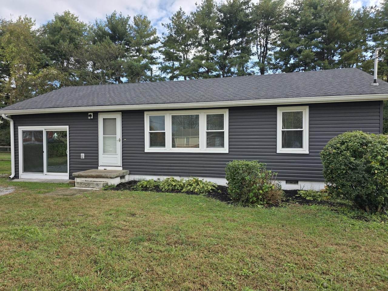 602 Johnson St - Photo 1