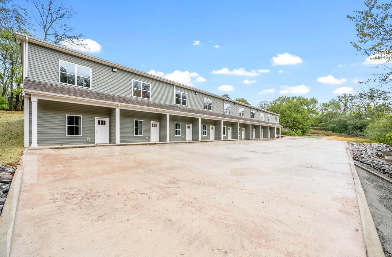 329 Cedar Ct - Photo 1