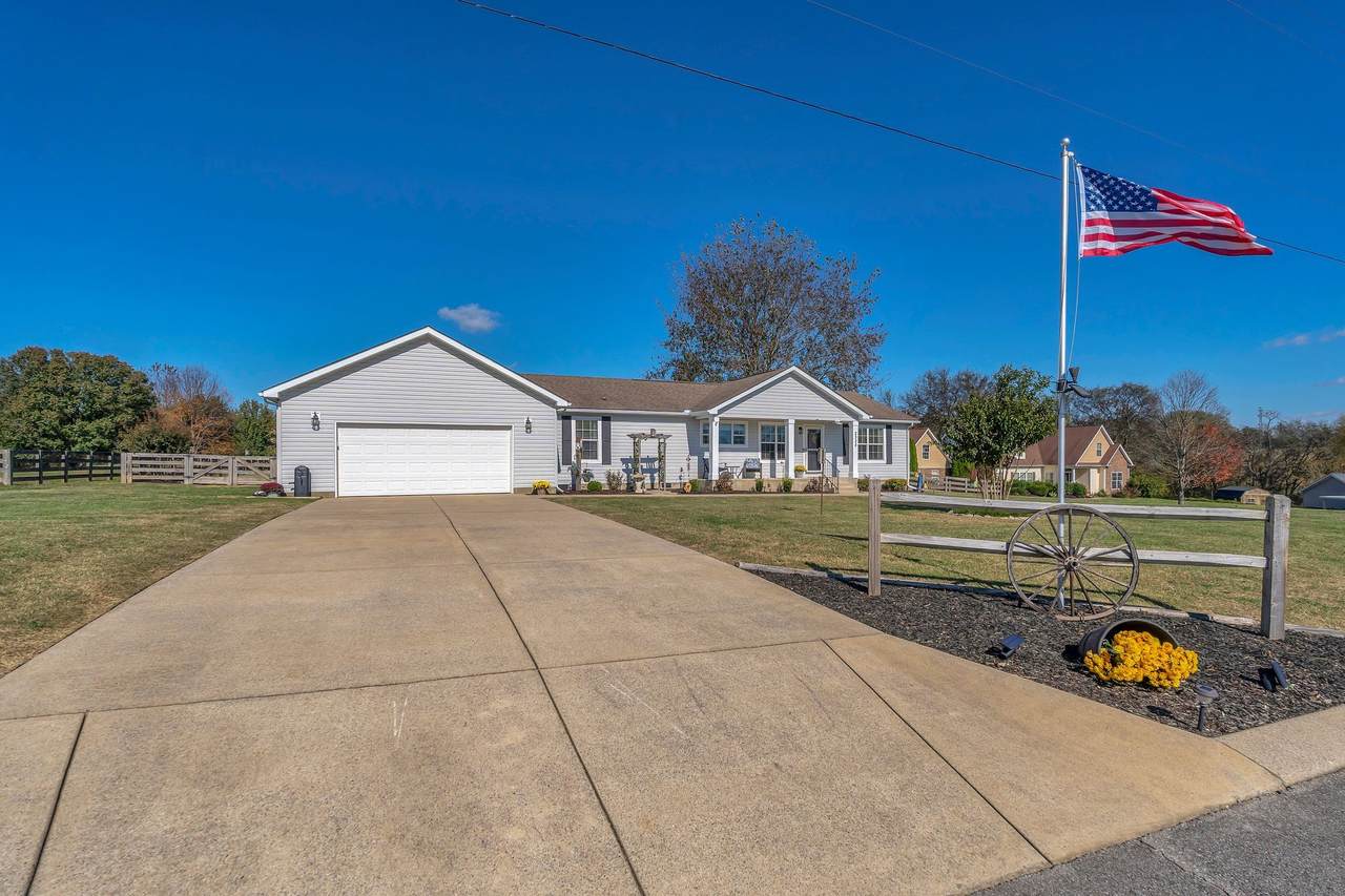 2325 Mustang Way - Photo 1