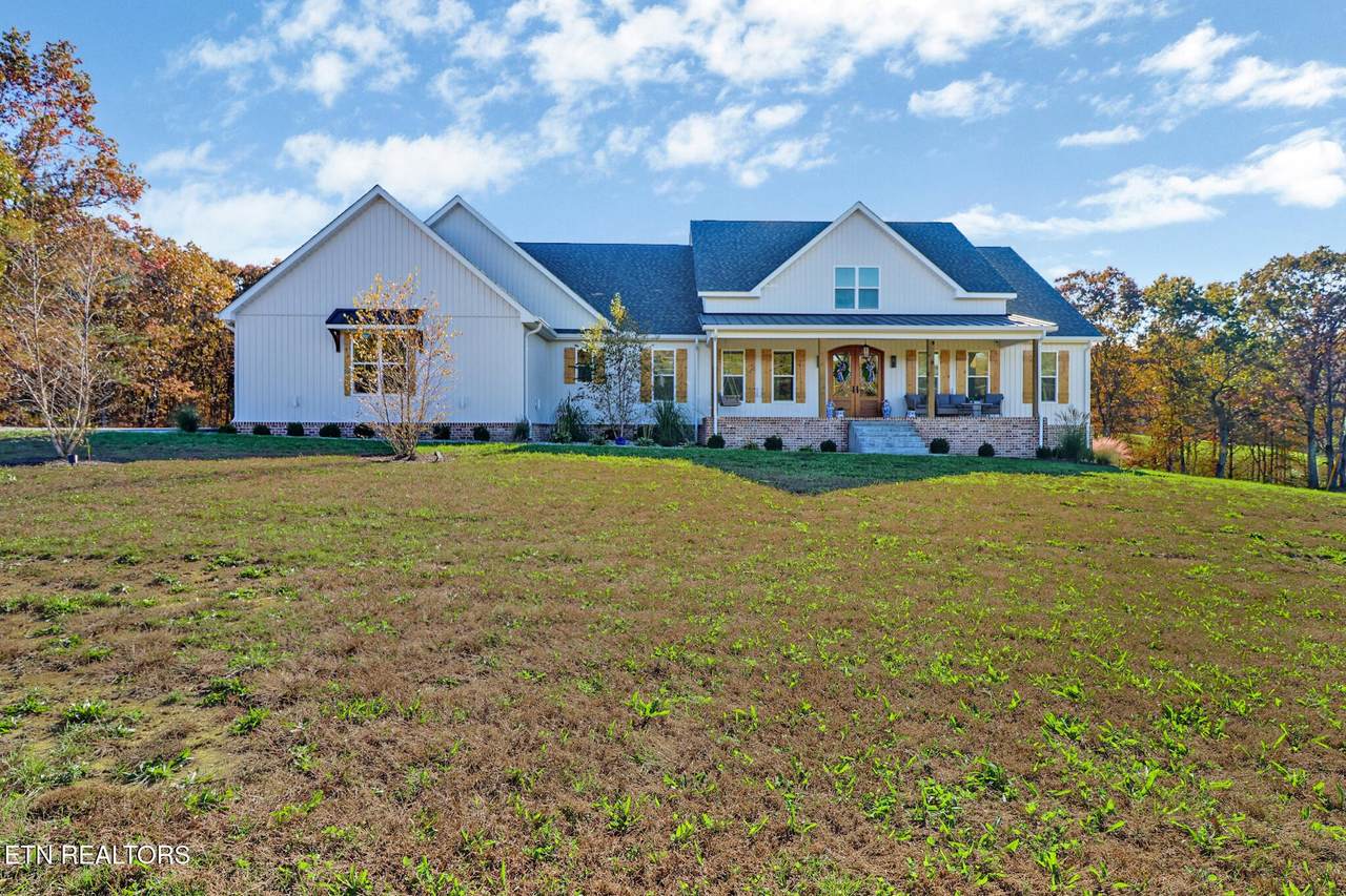 422 Peach Lane - Photo 1