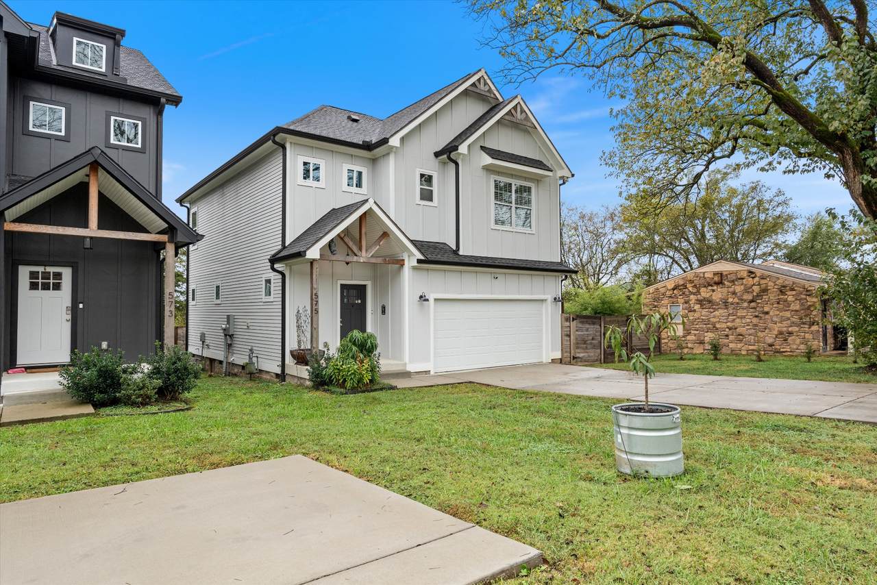 575 Green Ln - Photo 1