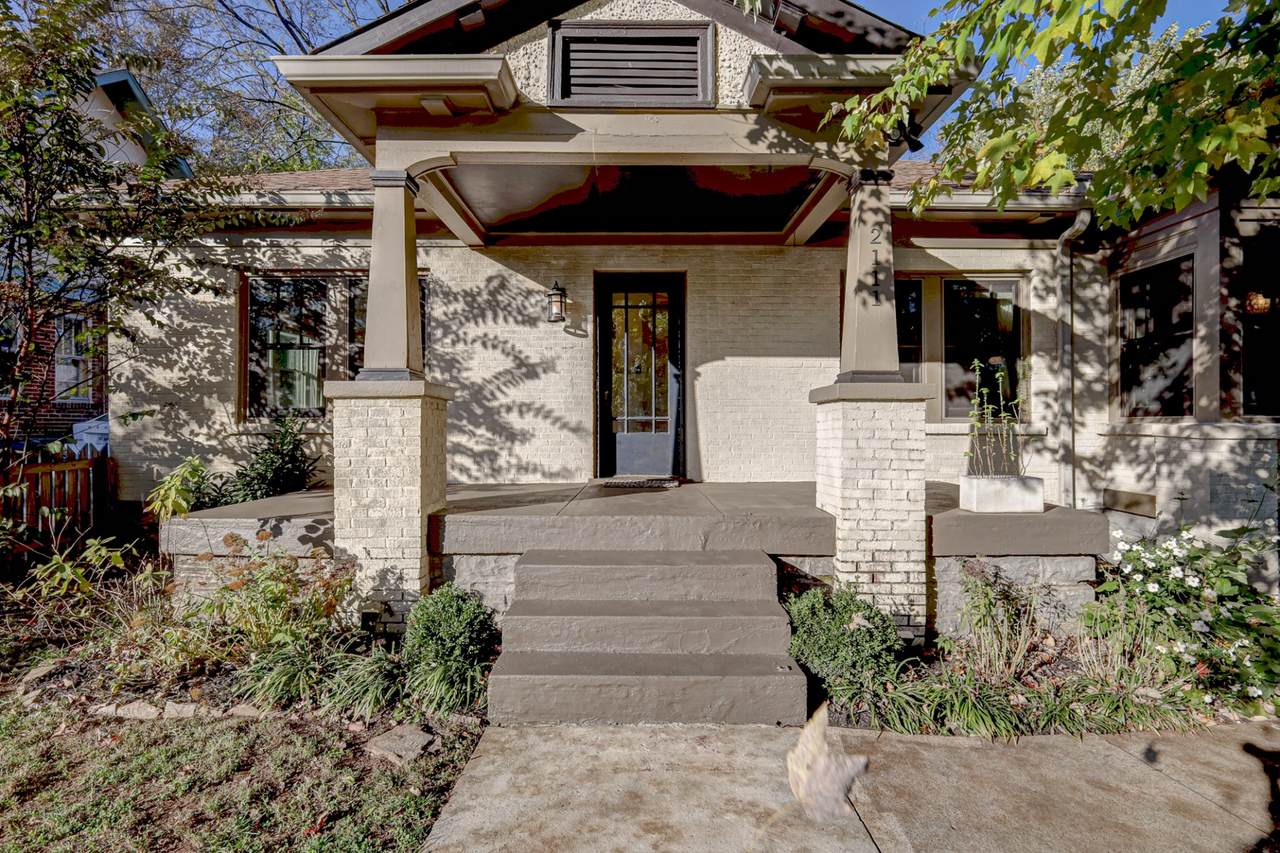 2111 Early Ave - Photo 1