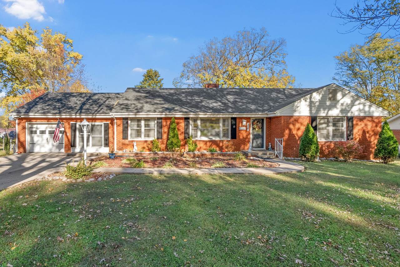 310 Elton Dr - Photo 1