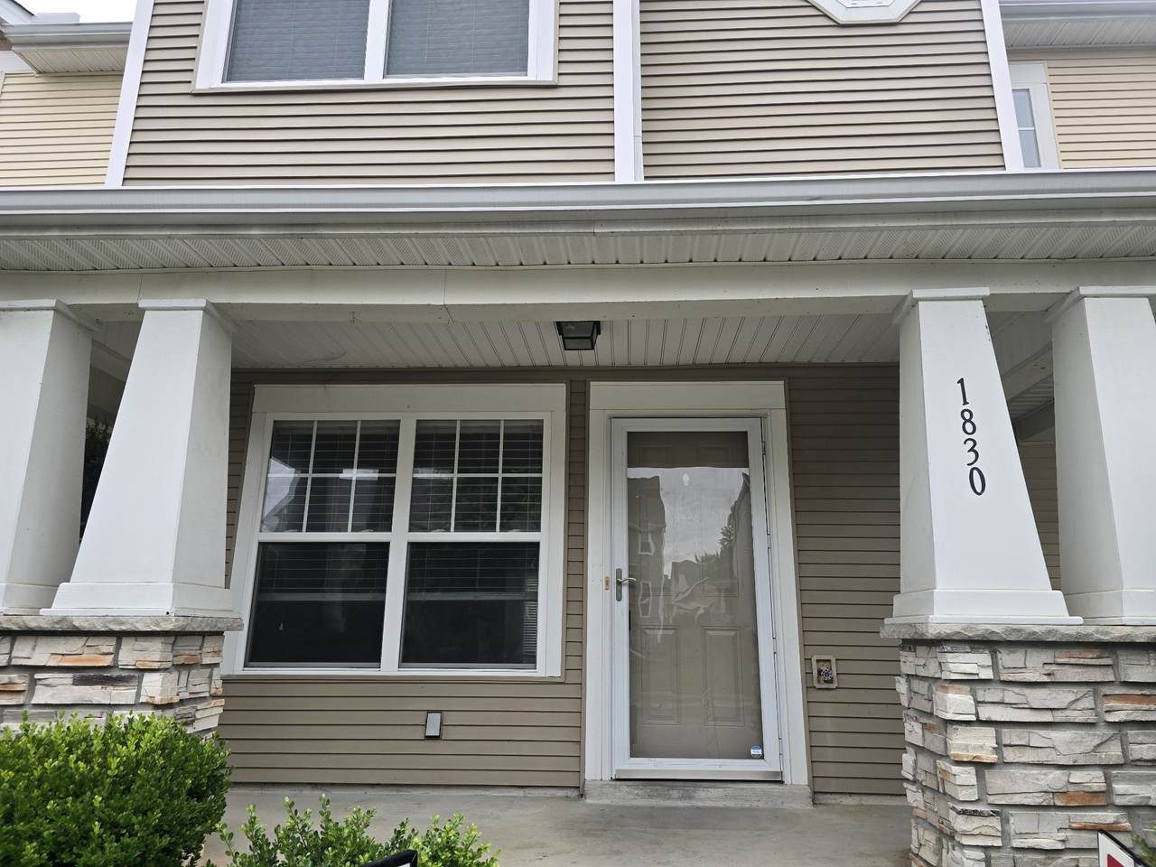 1830 Lincoya Bay Dr - Photo 1