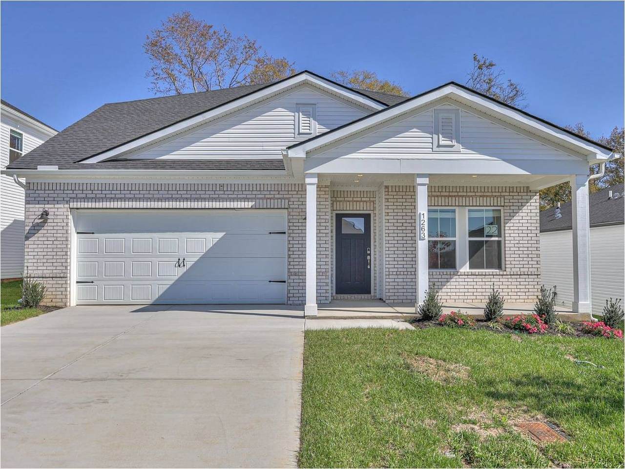 1263 Bluffton Cir - Photo 1