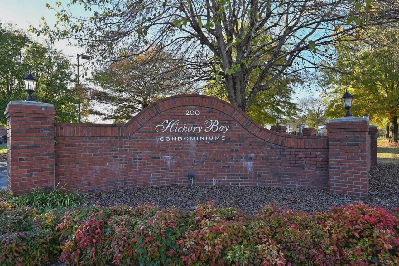 200 Sanders Ferry Rd - Photo 1