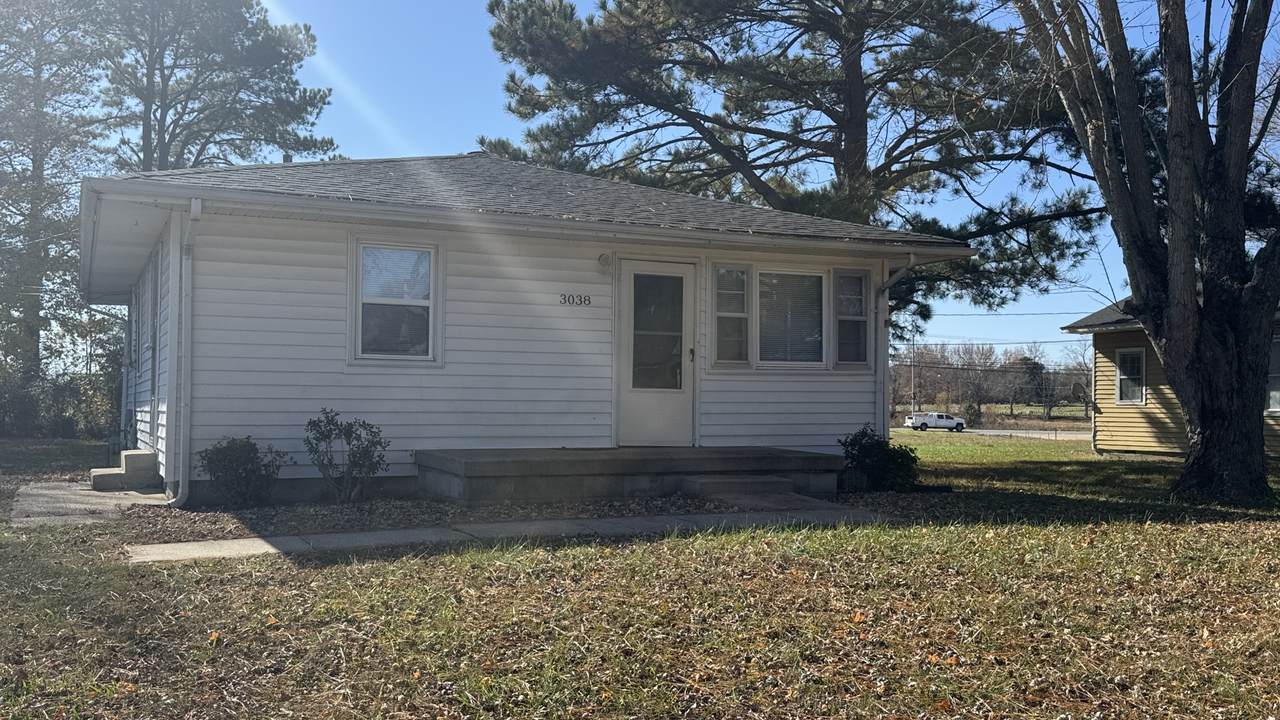 3038 Old Sango Rd - Photo 1