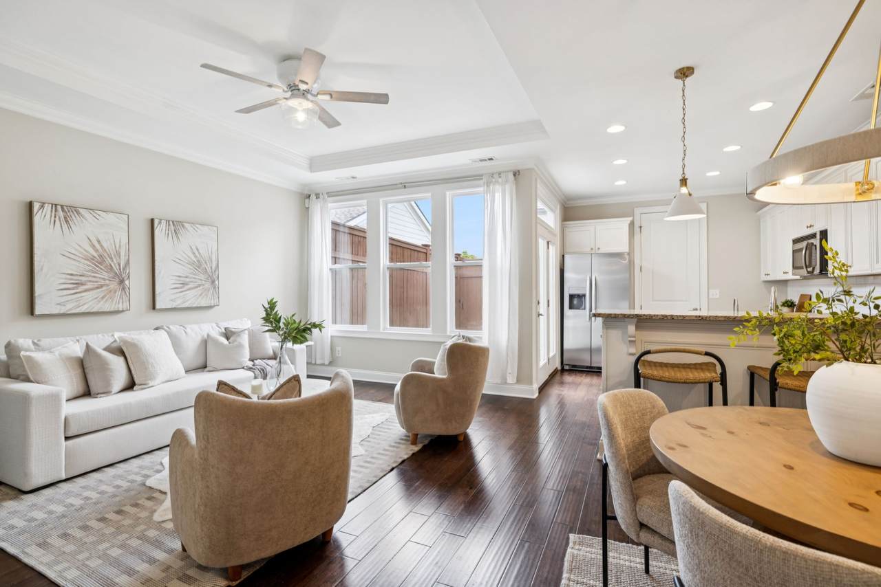 5079 Donovan St - Photo 1