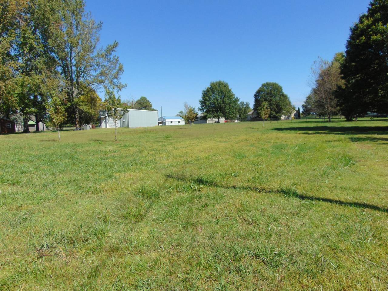 912 Monument Rd - Photo 1