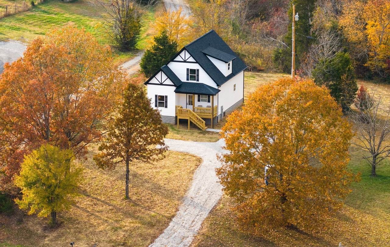 848 Franklin Road - Photo 1