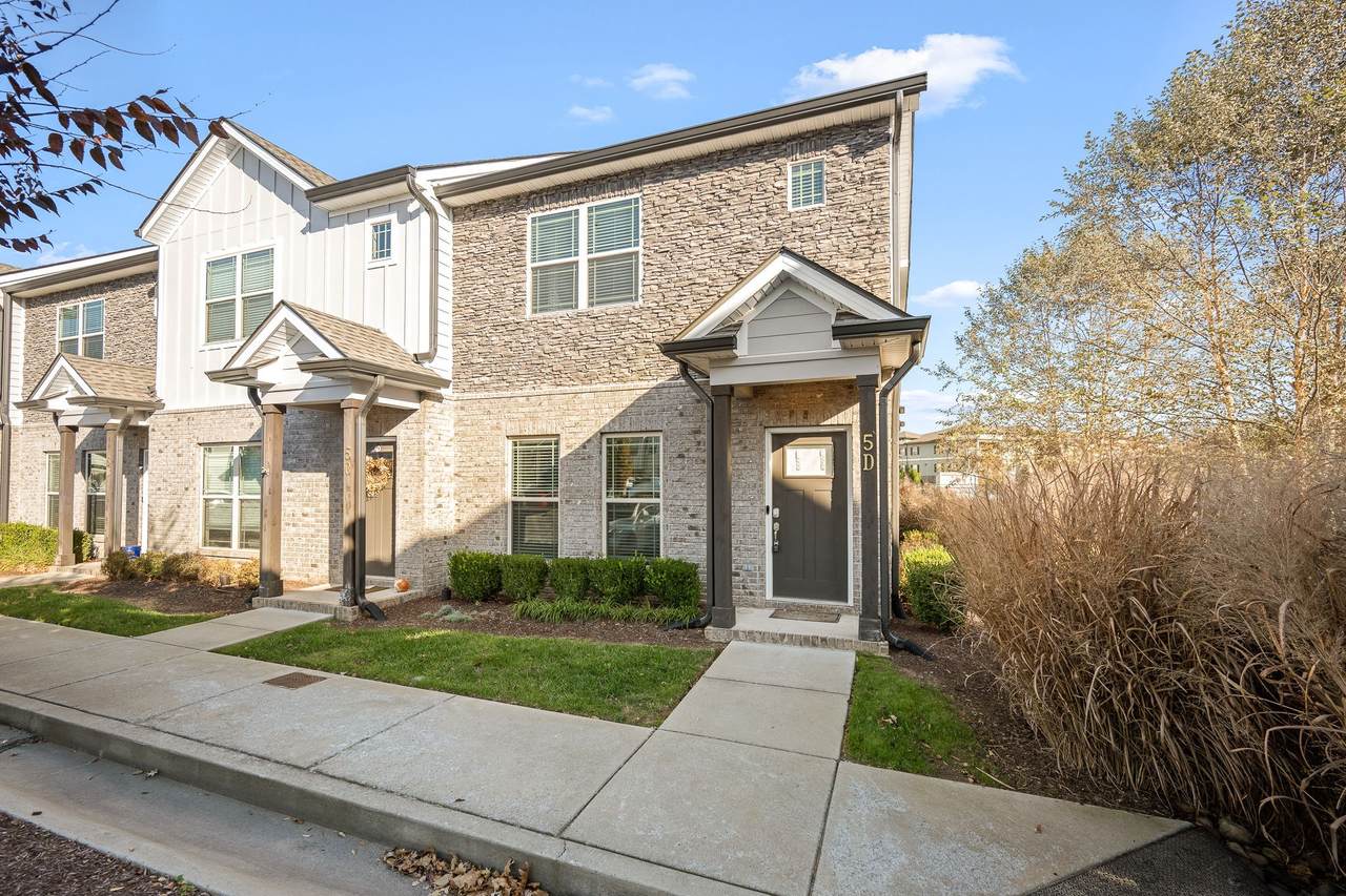 555 Gresham Ln - Photo 1