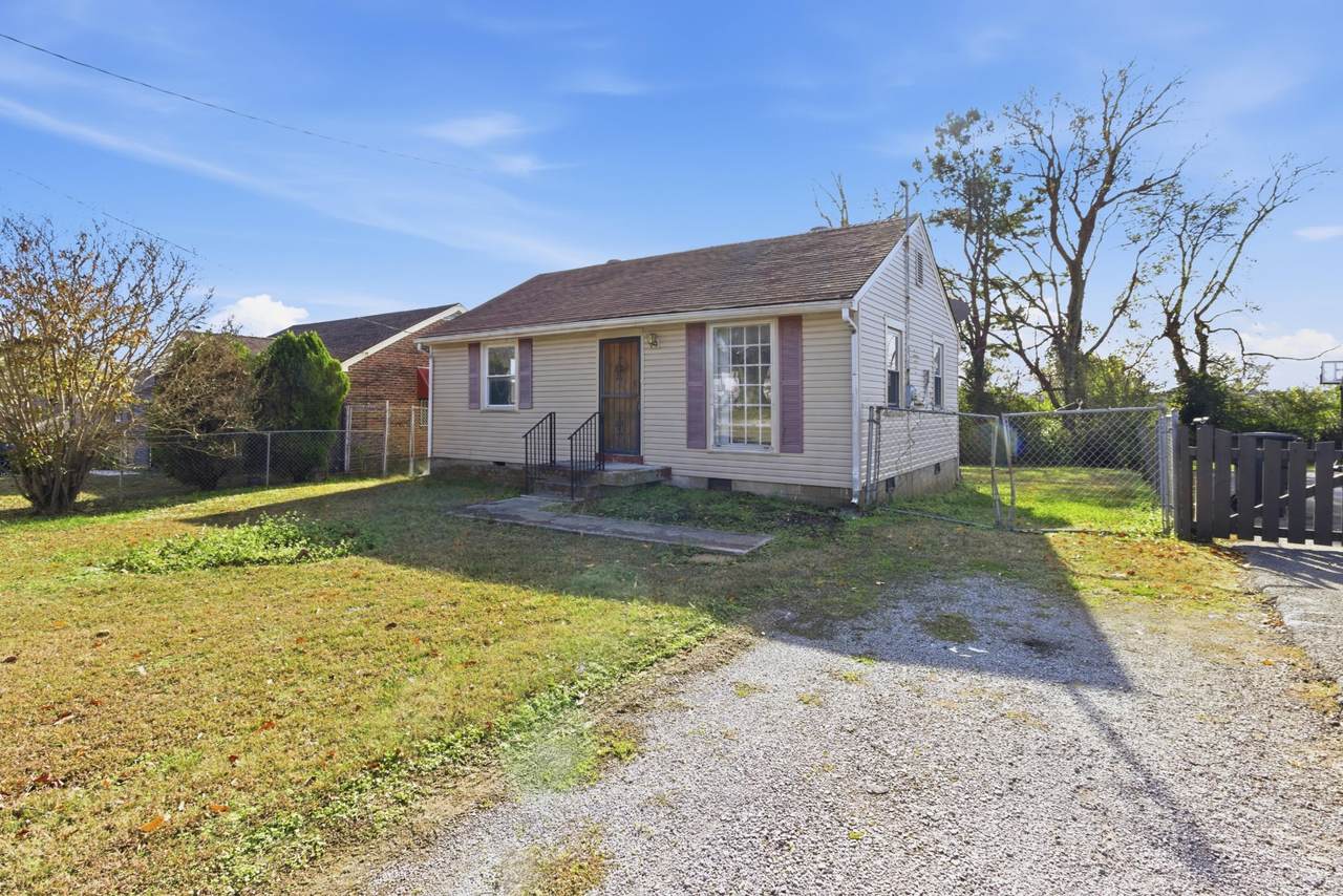 2621 Delk Ave - Photo 1