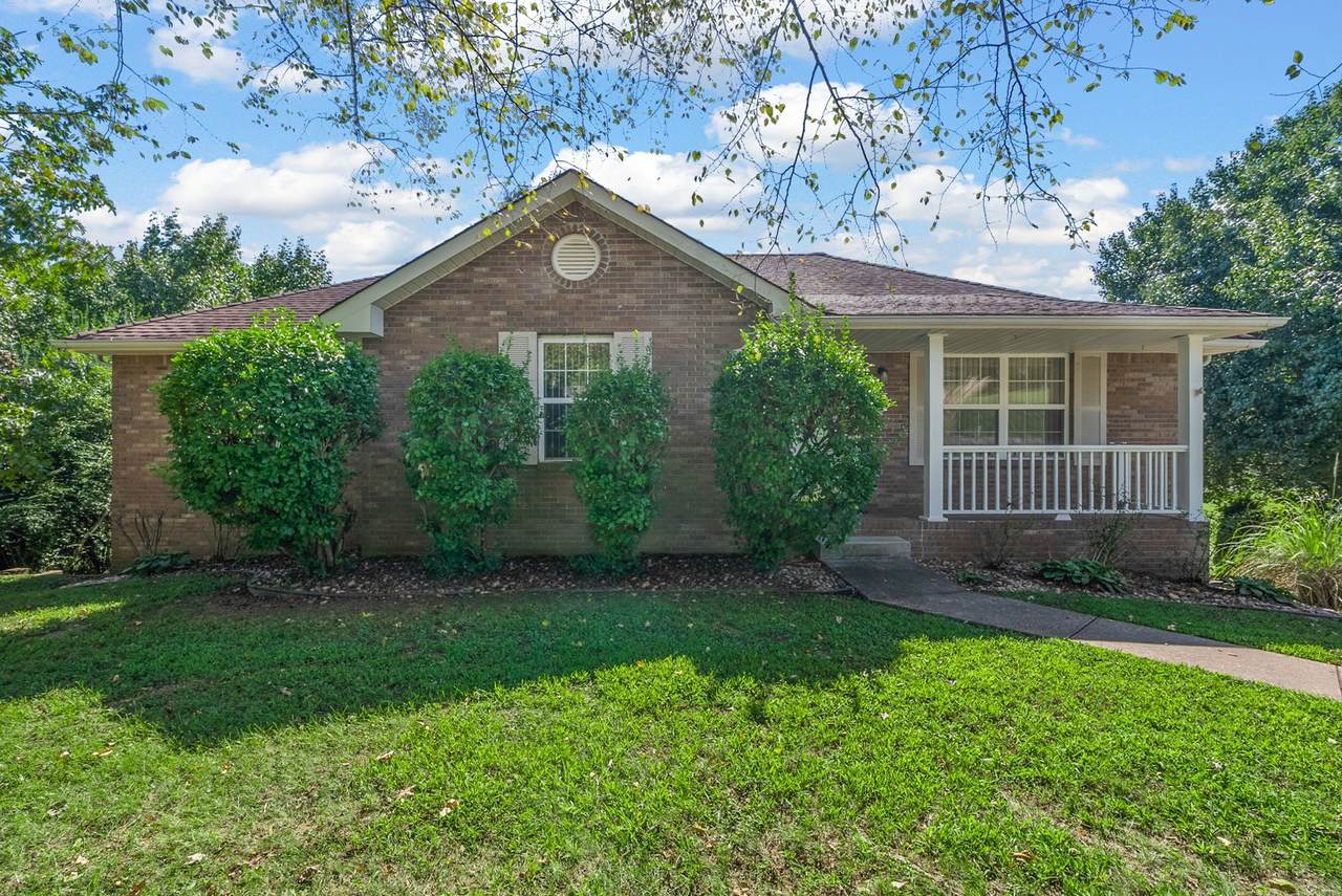 944 Sable Dr - Photo 1