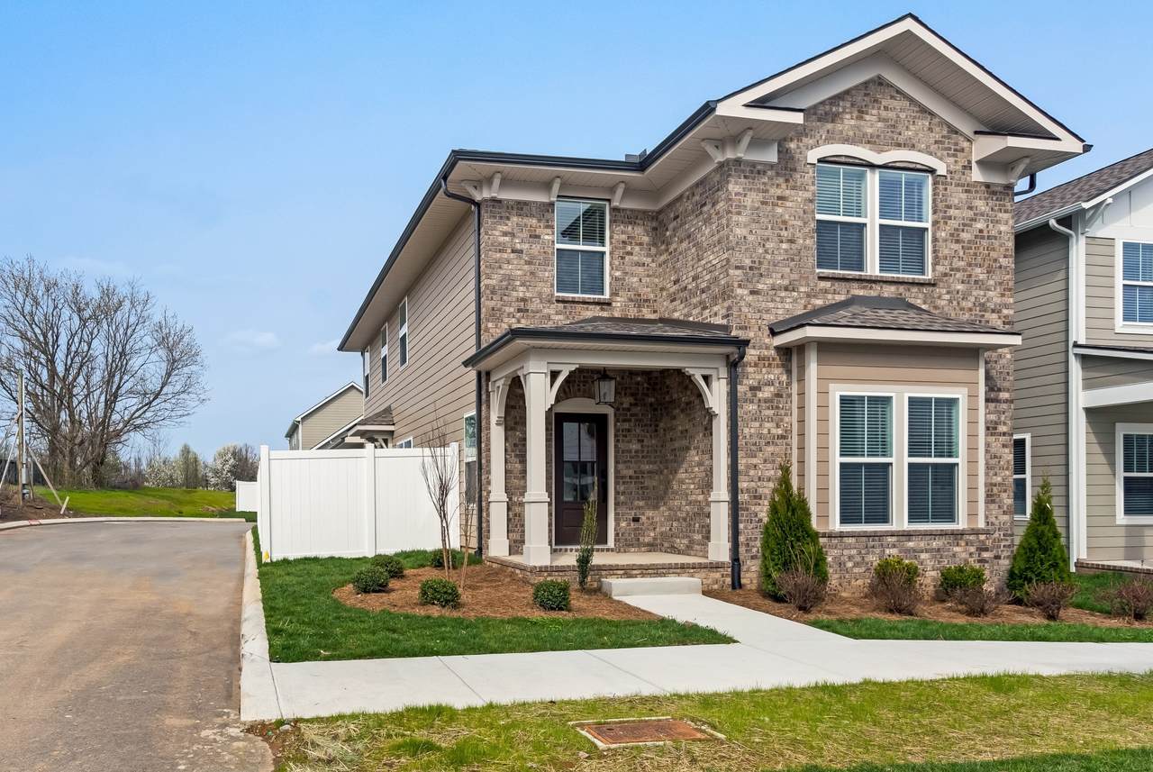 313 Jasmine Park - Photo 1