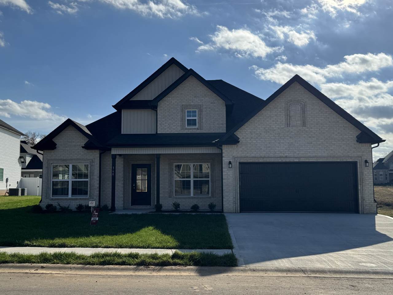 360 Piedmont Ct - Photo 1