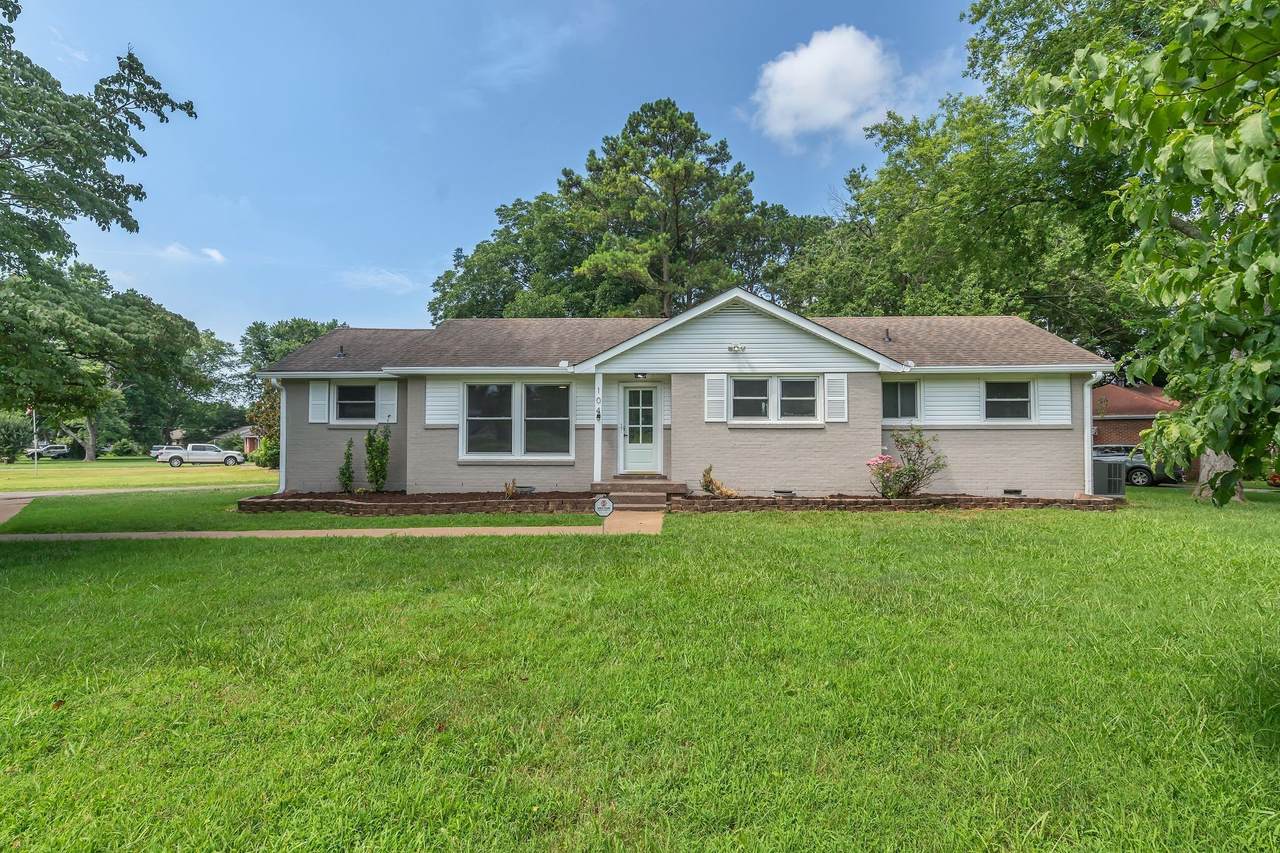 104 Belaire Dr - Photo 1