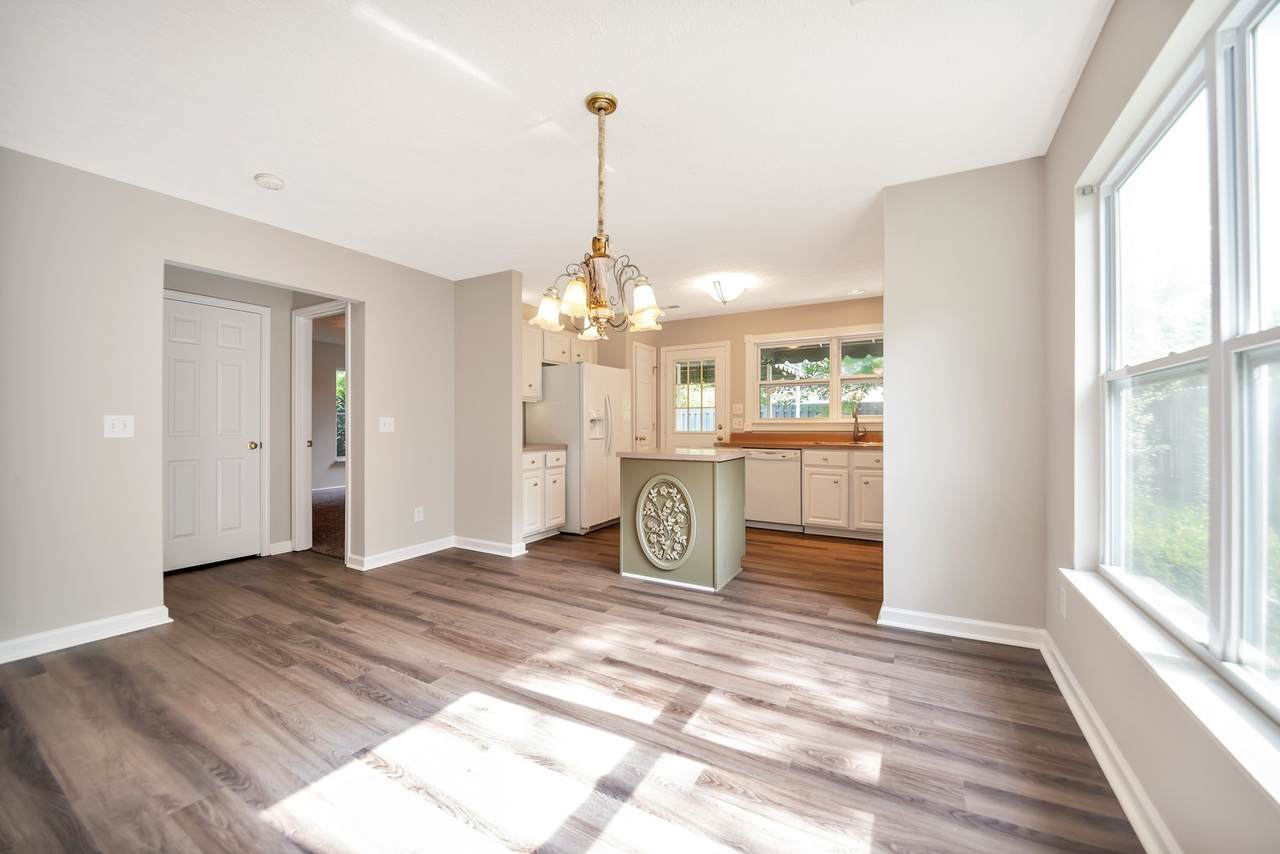 2916 Summer Hollow Ct - Photo 1