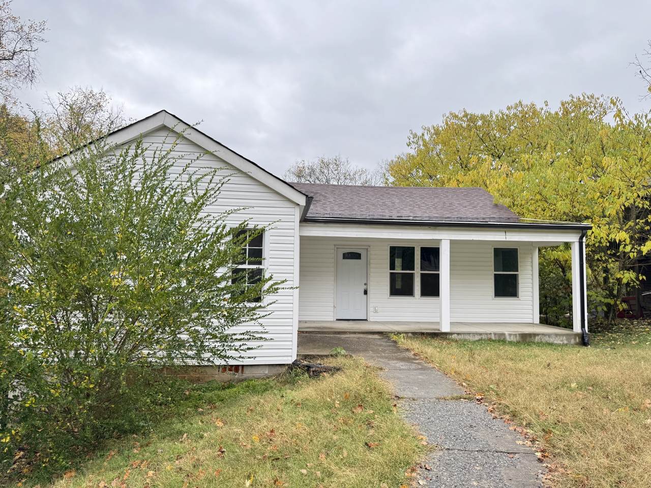 173 Inglewood Dr - Photo 1