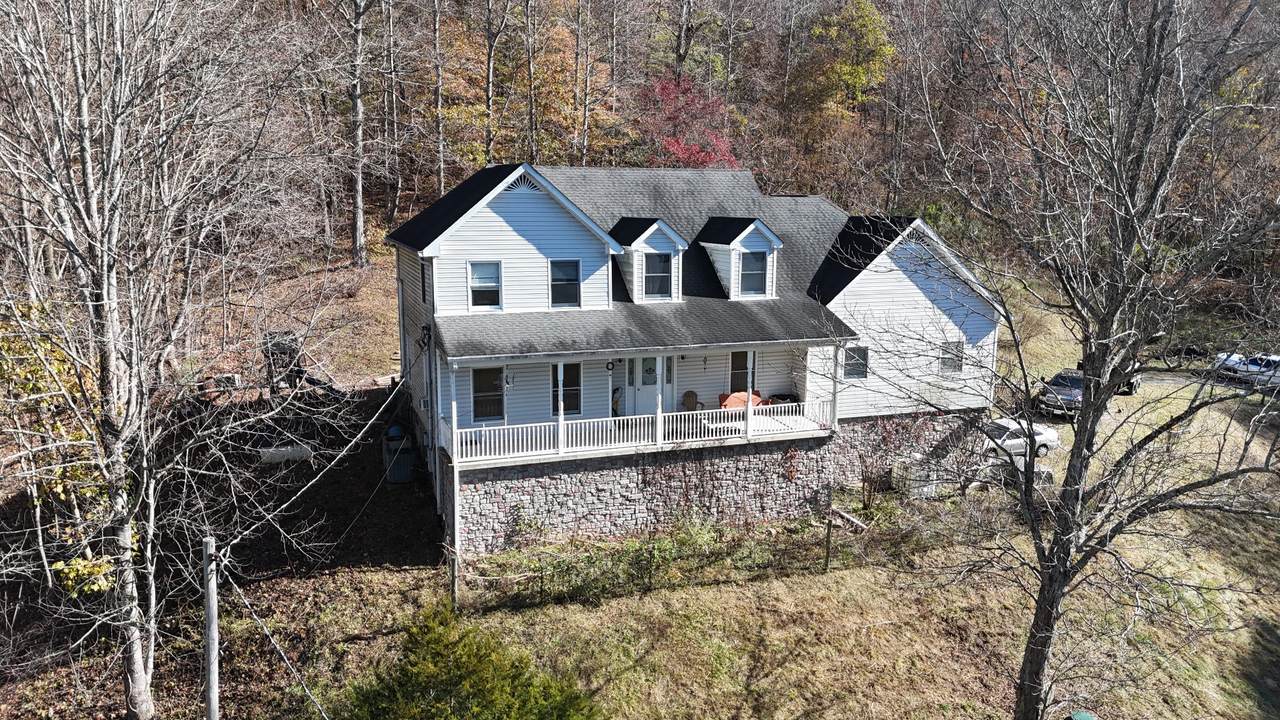 1420 White Hollow Ln - Photo 1