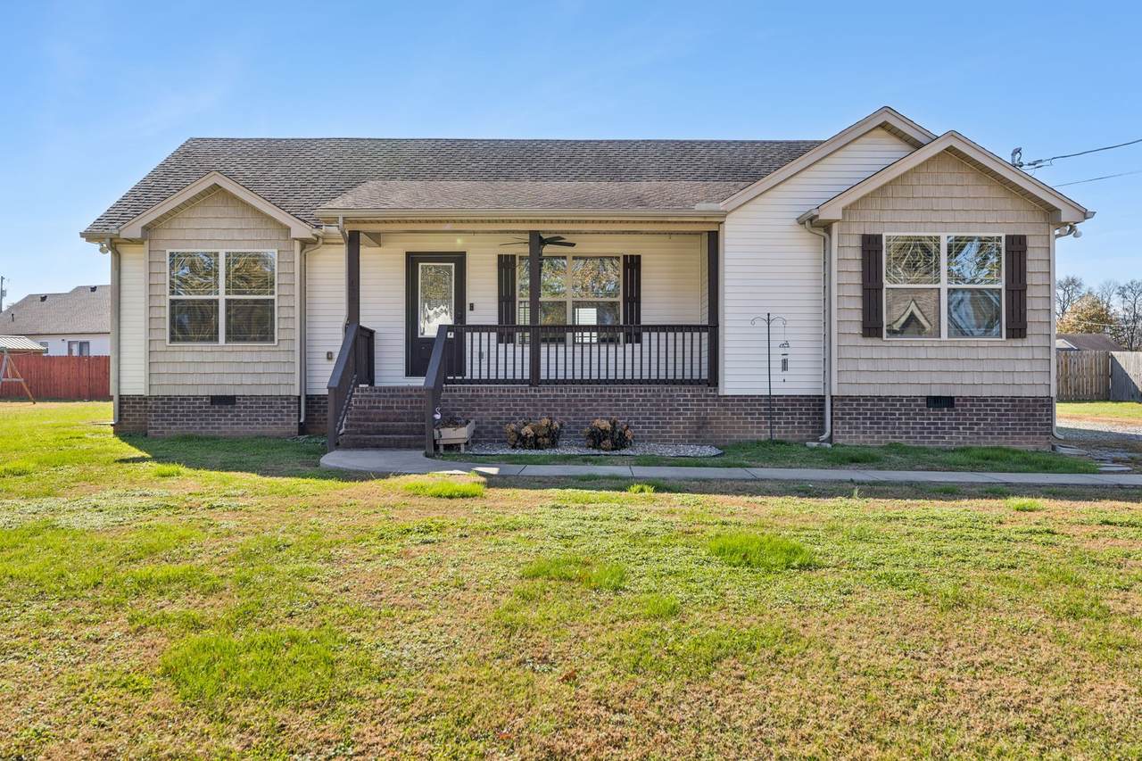 635 Bristol Run - Photo 1