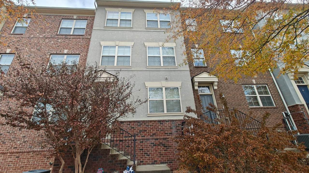 5306 Missionary Way - Photo 1