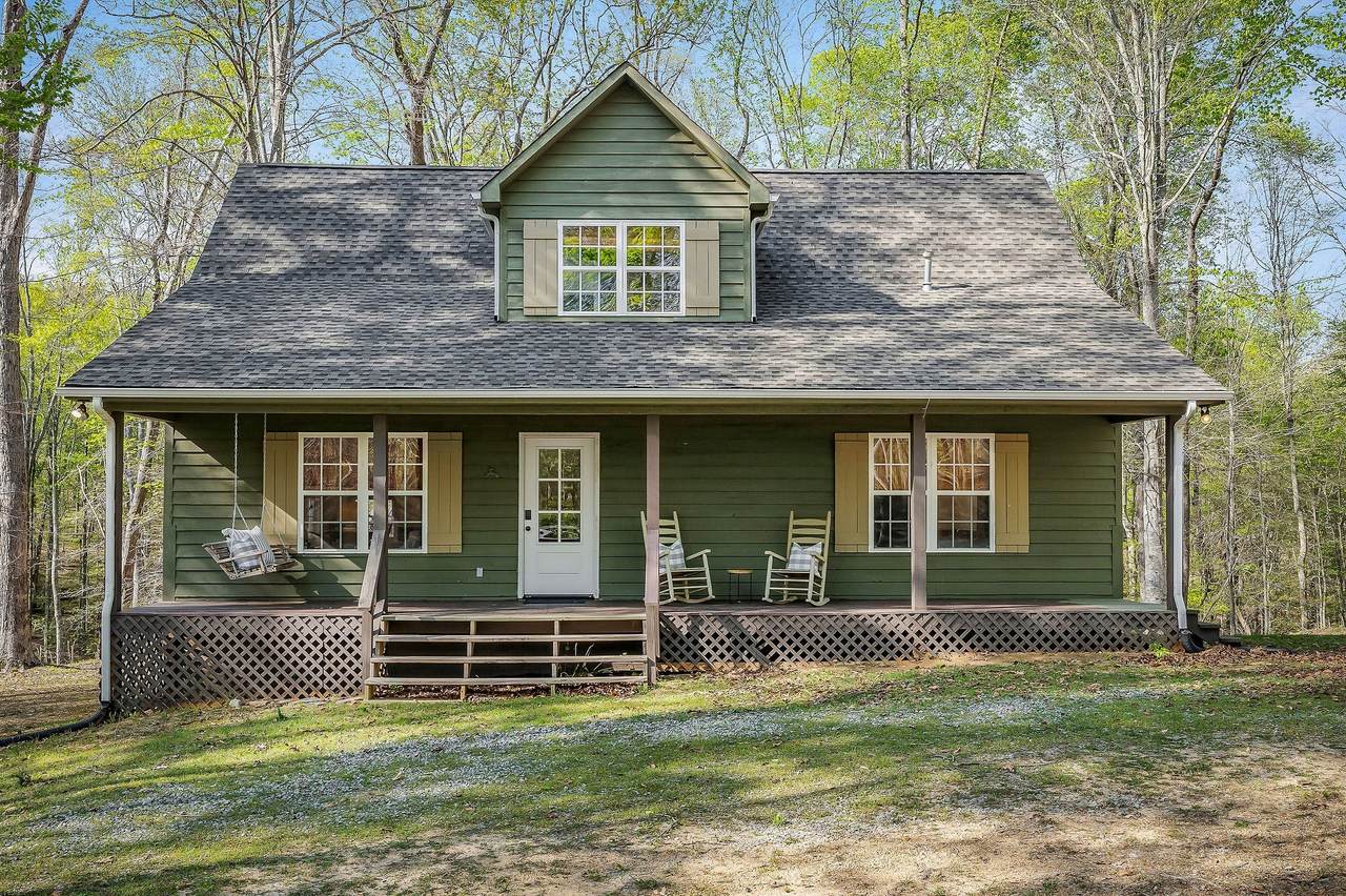 1219 Four Seasons Dr - Photo 1