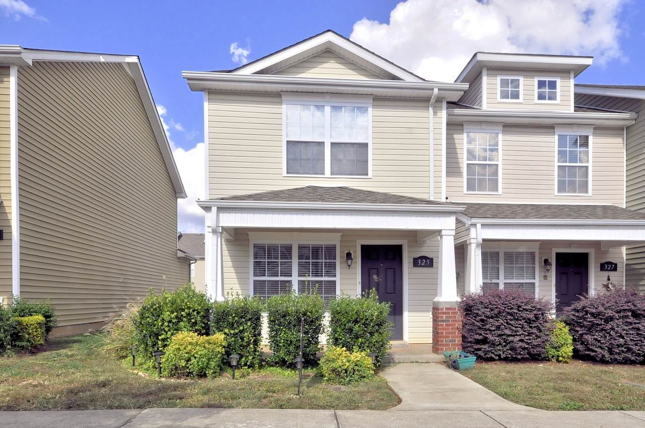 325 Sam Houston Circle - Photo 1