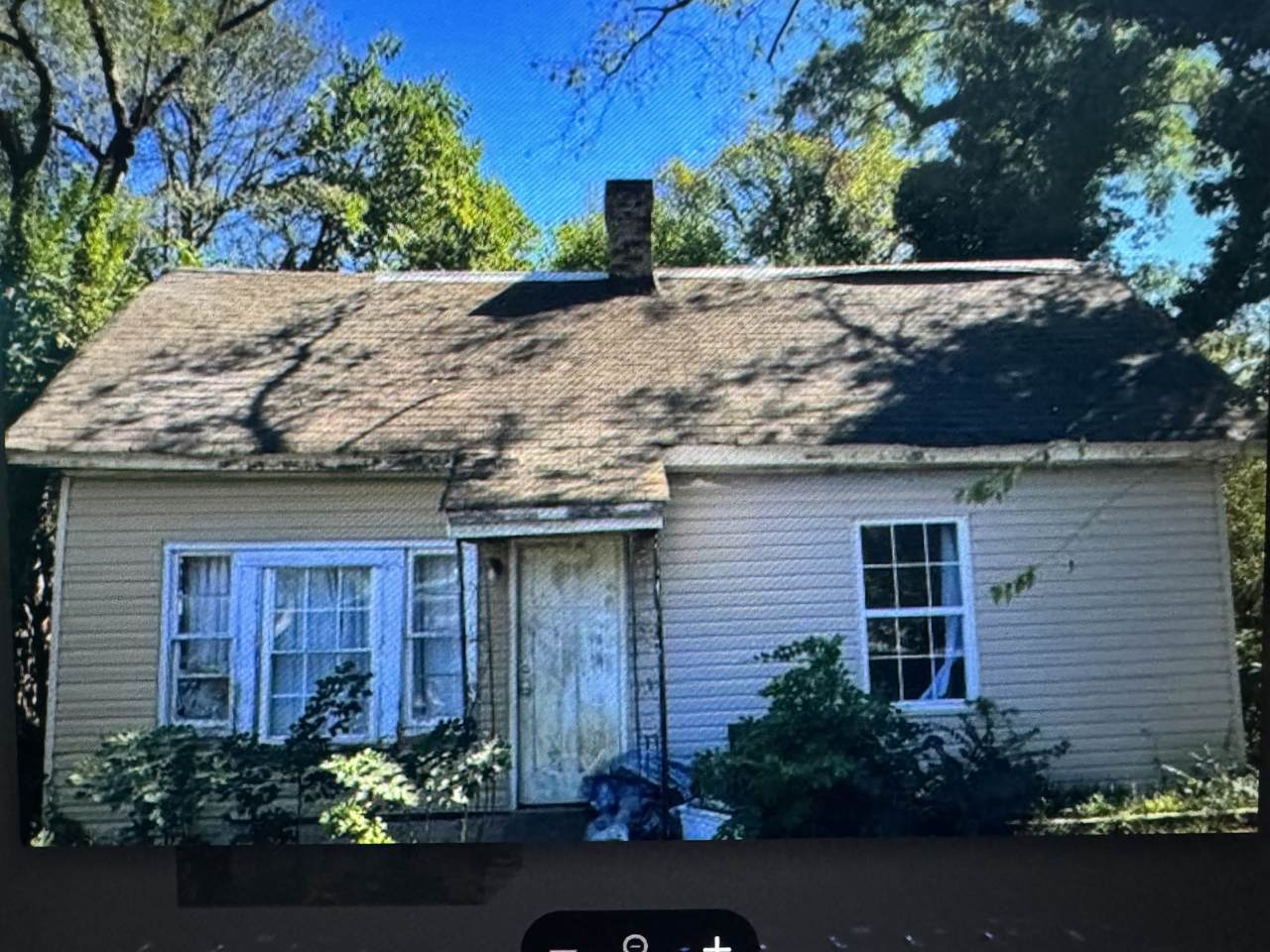 423 4th Ave - Photo 1