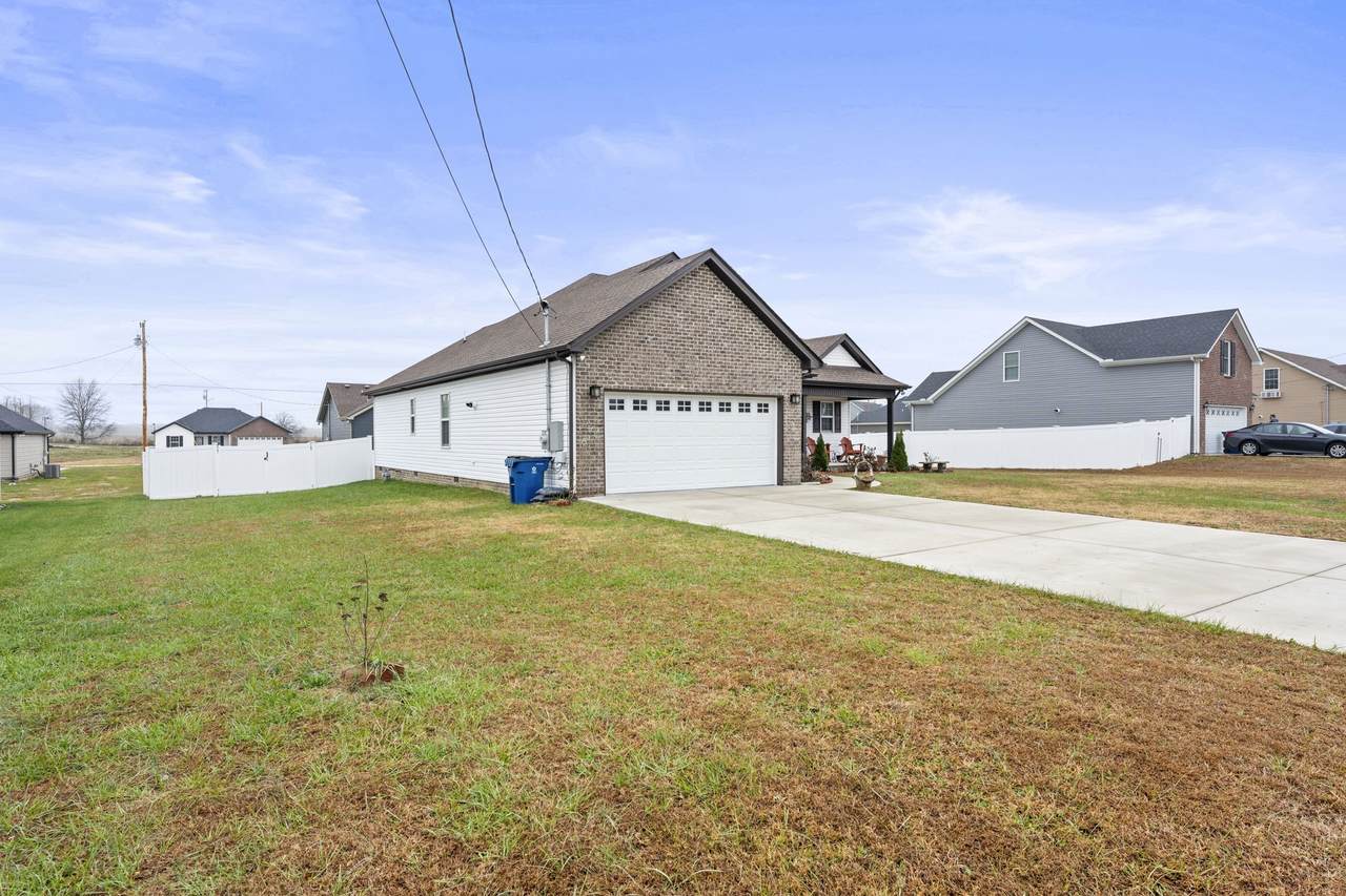 https://bt-photos.global.ssl.fastly.net/nashville/1280_boomver_1_RTC3054646-1.jpg