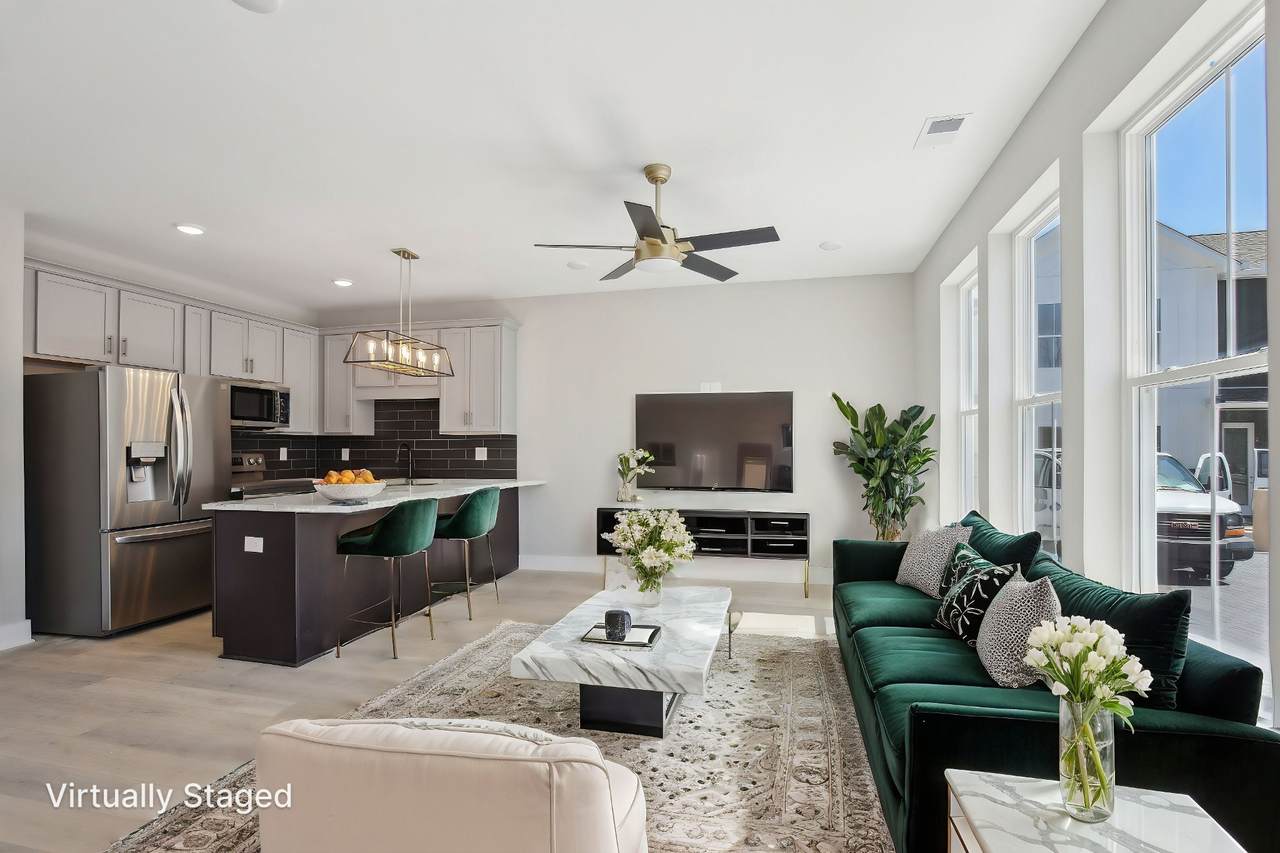 908 Anderson Ln - Photo 1