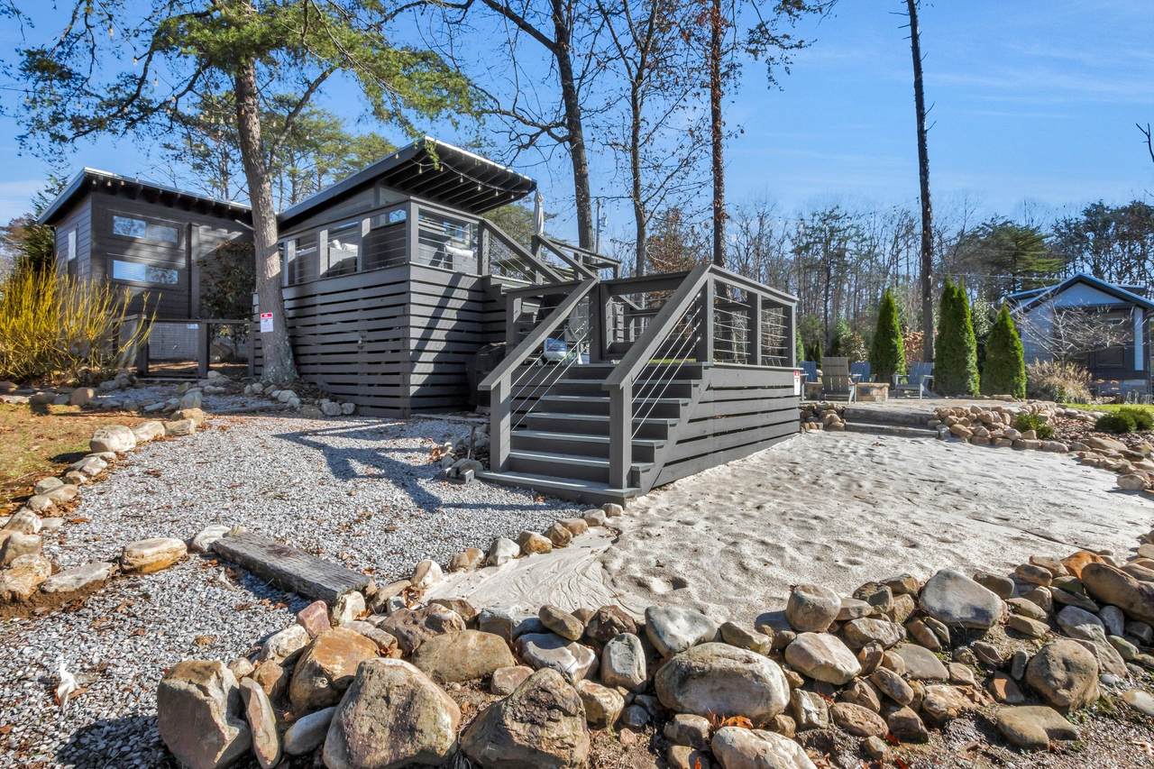 19 Lillypad Ln - Photo 1