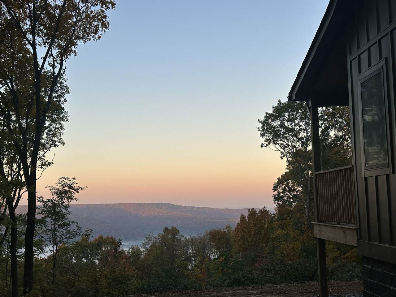 900 Valley View Drive - Photo 1