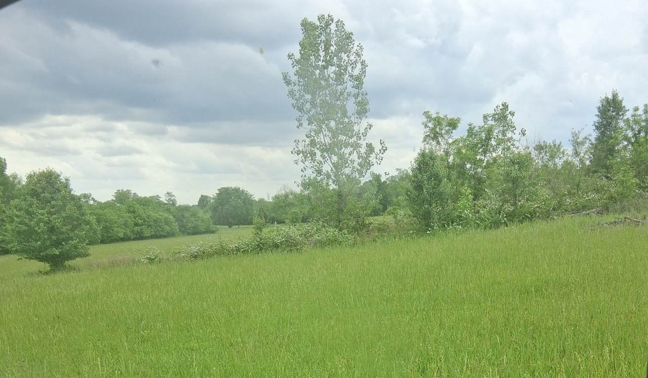 1057 Goshentown Rd - Photo 1
