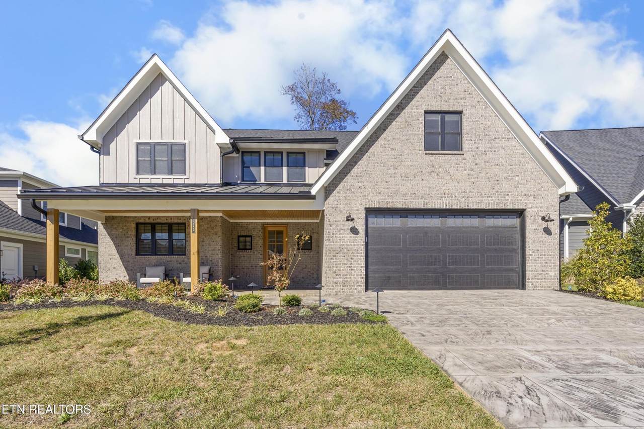 373 Ironwood Lane - Photo 1