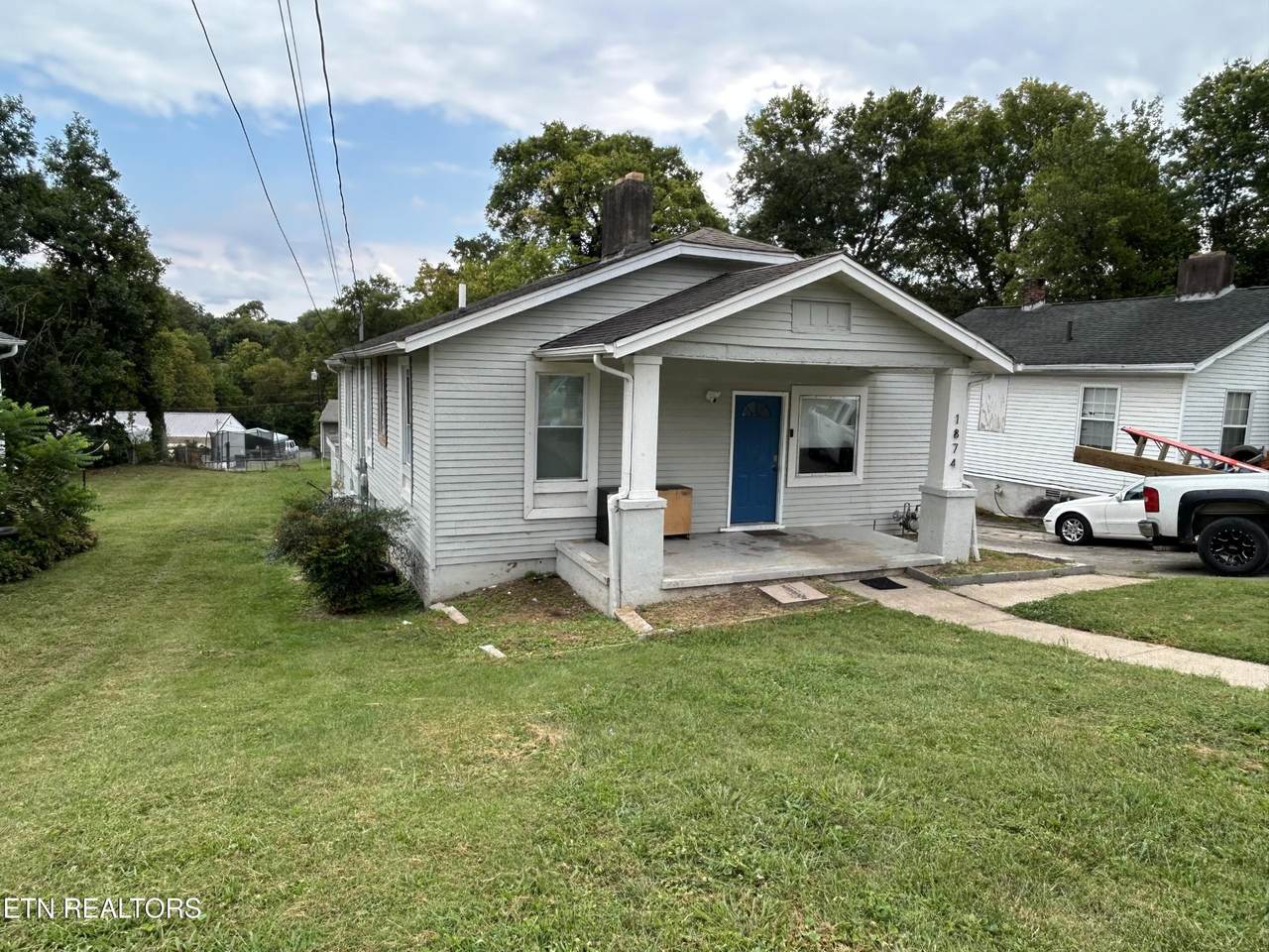 1874 Beech St - Photo 1