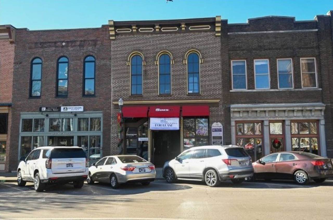 105 N Maple St - Photo 1
