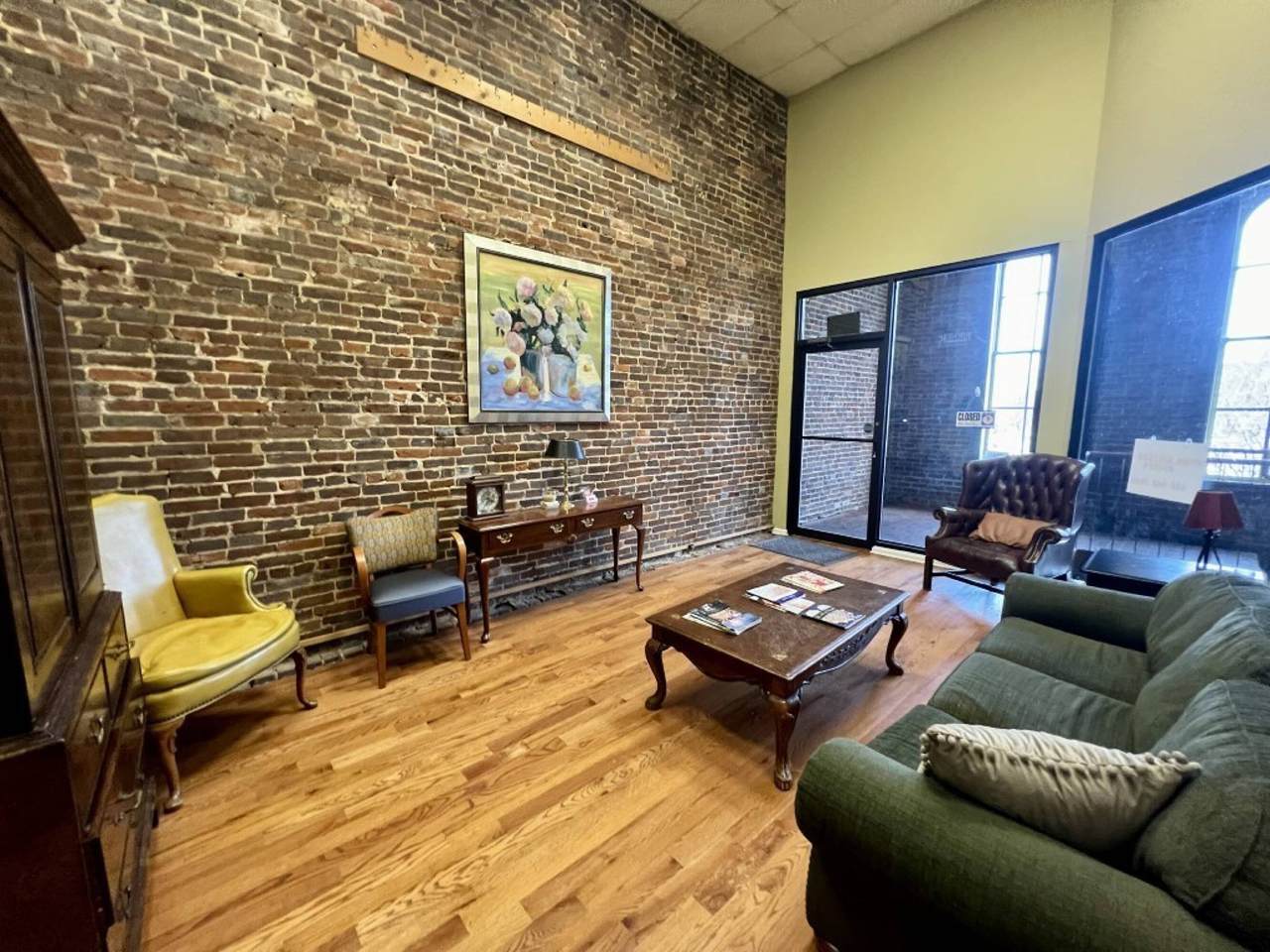 https://bt-photos.global.ssl.fastly.net/nashville/1280_boomver_1_RTC3060899-1.jpg