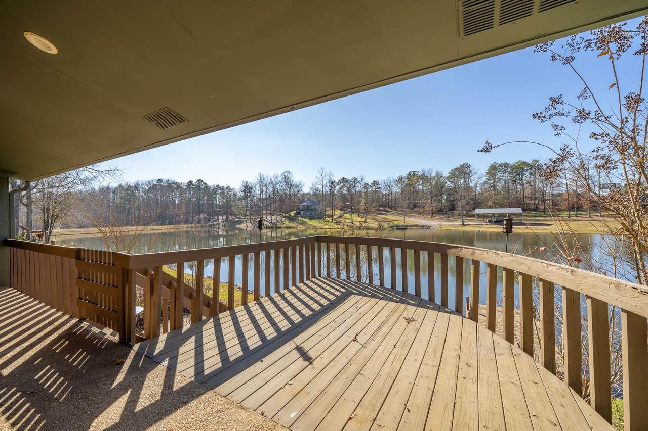 https://bt-photos.global.ssl.fastly.net/nashville/1280_boomver_1_RTC3061199-1.jpg
