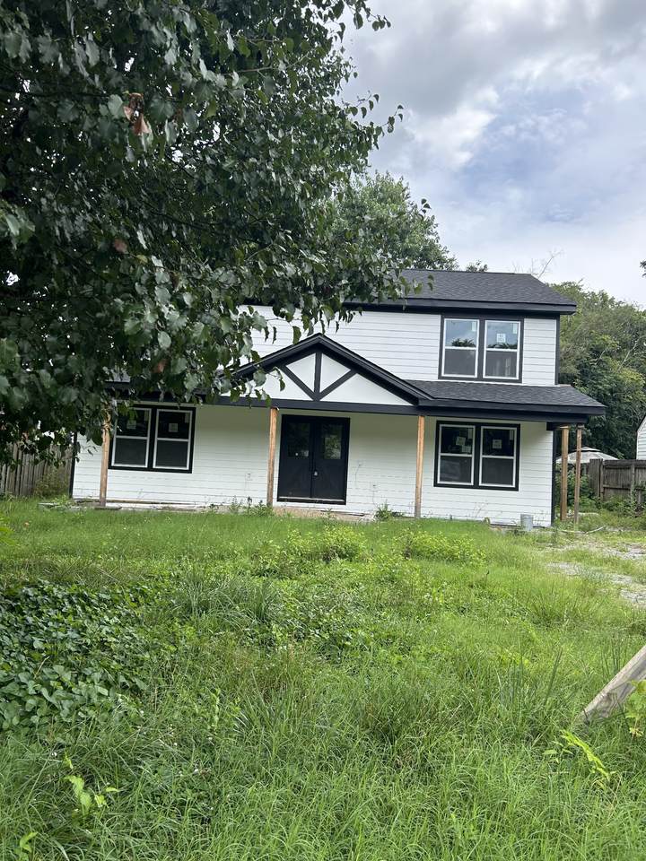 2929 Wingate Ave - Photo 1