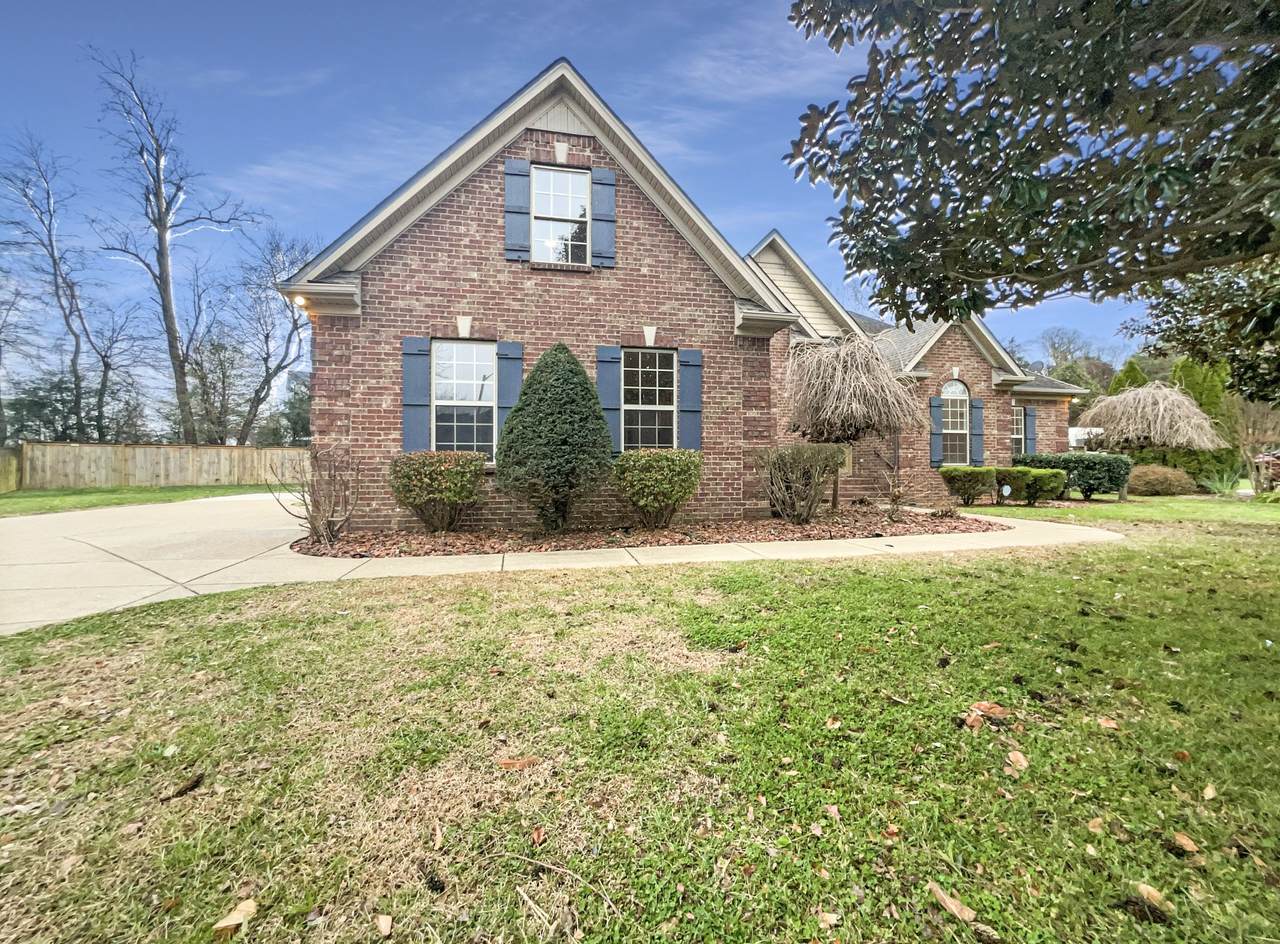 https://bt-photos.global.ssl.fastly.net/nashville/1280_boomver_1_RTC3061684-1.jpg