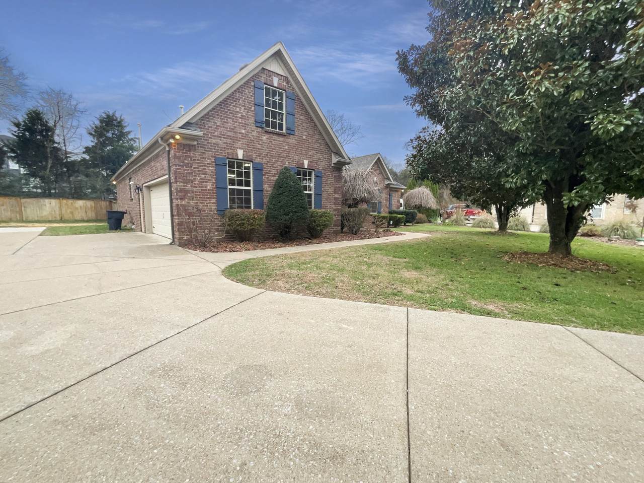 https://bt-photos.global.ssl.fastly.net/nashville/1280_boomver_1_RTC3061684-1.jpg