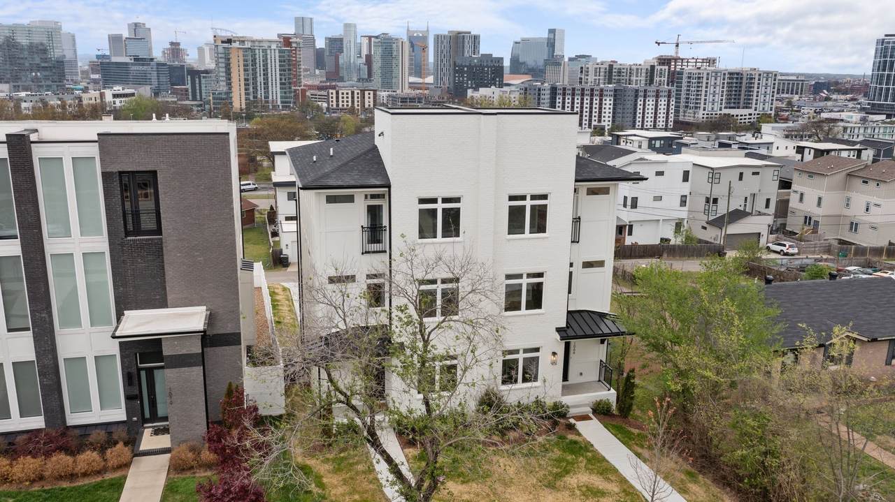 1068 Archer St - Photo 1