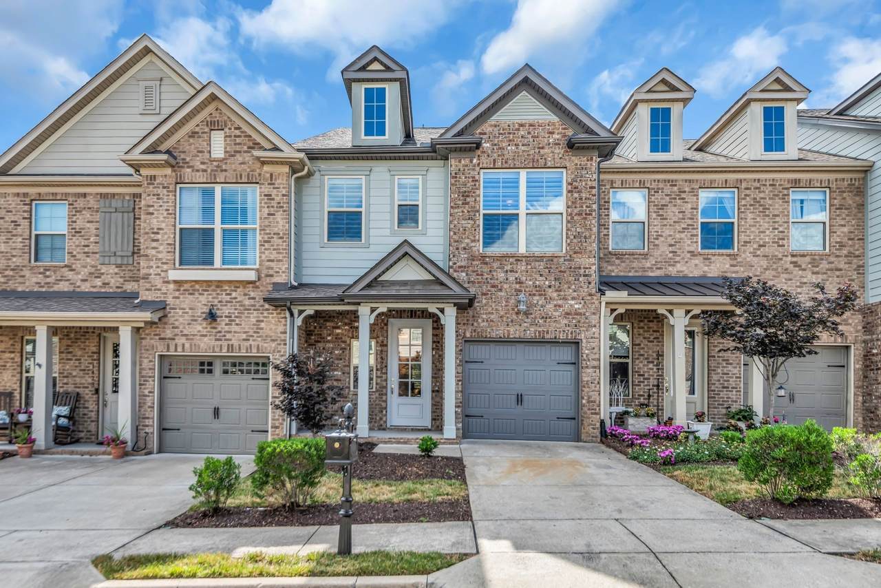 1477 Channing Dr - Photo 1