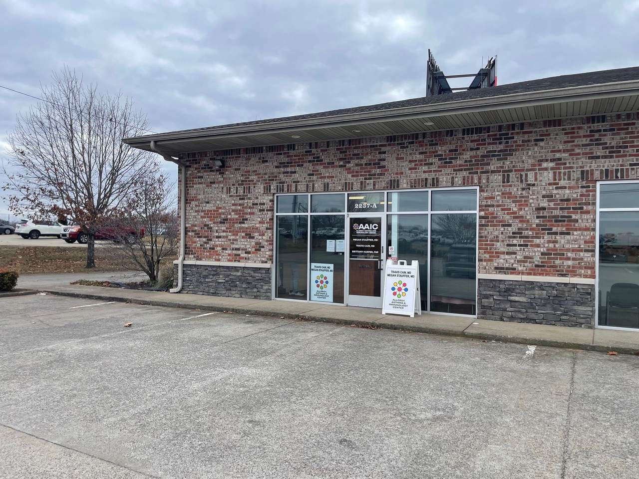 2237A Lowes Dr - Photo 1