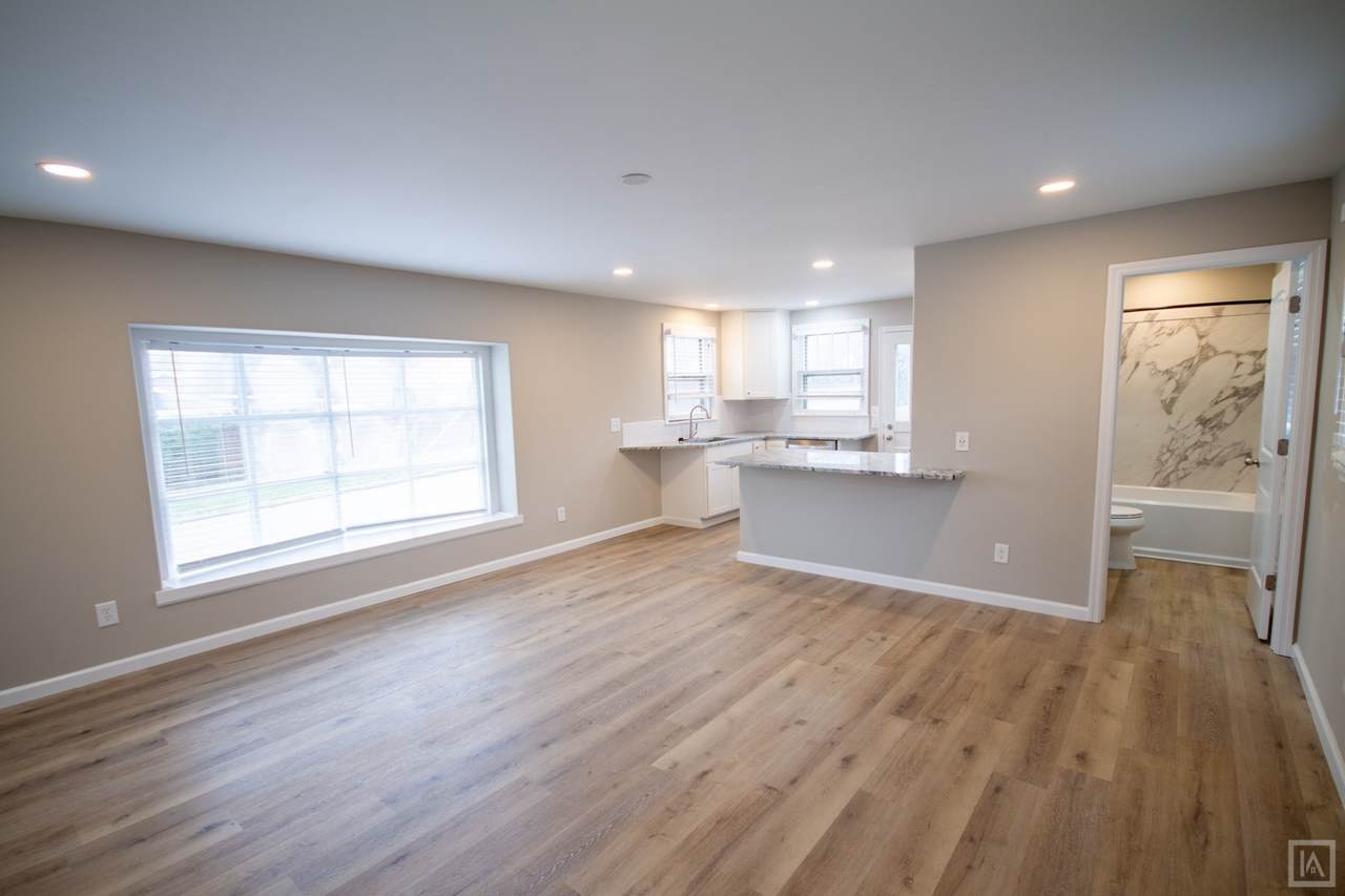 2226 Blair Blvd - Photo 1