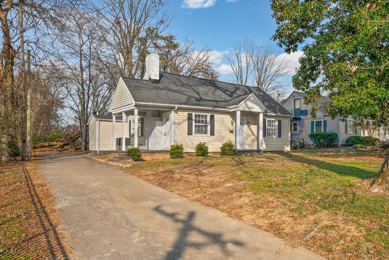 2203 S Main St - Photo 1