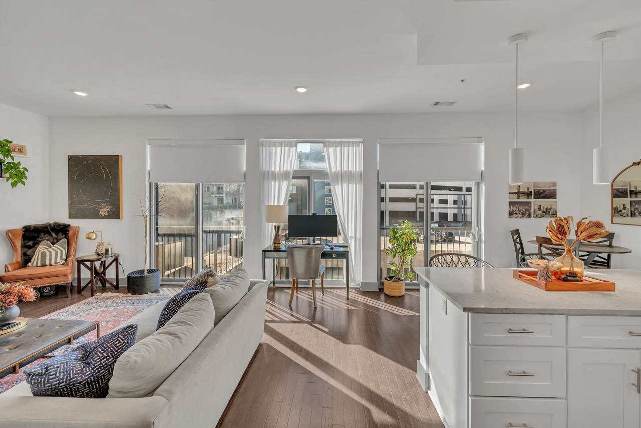 2407 8th Ave - Photo 1