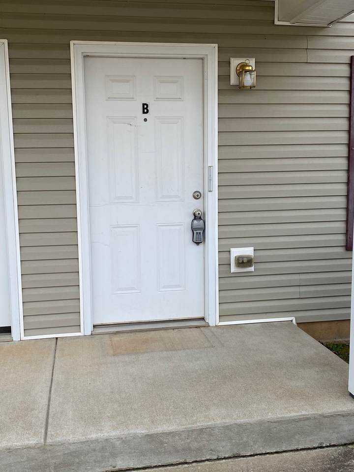 512 Patriot Park Ct - Photo 1